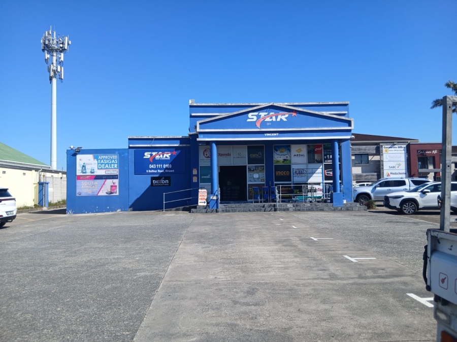 Commercial Property for Sale in Vincent Eastern Cape